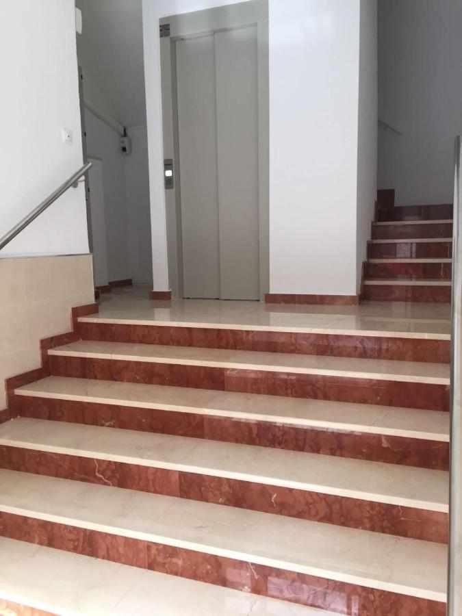 Apartamentos Terra Y Onix Zona Centro Ельда Екстер'єр фото